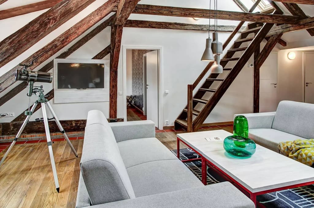 4 Arts Apartments by Adrez Living - photo 5