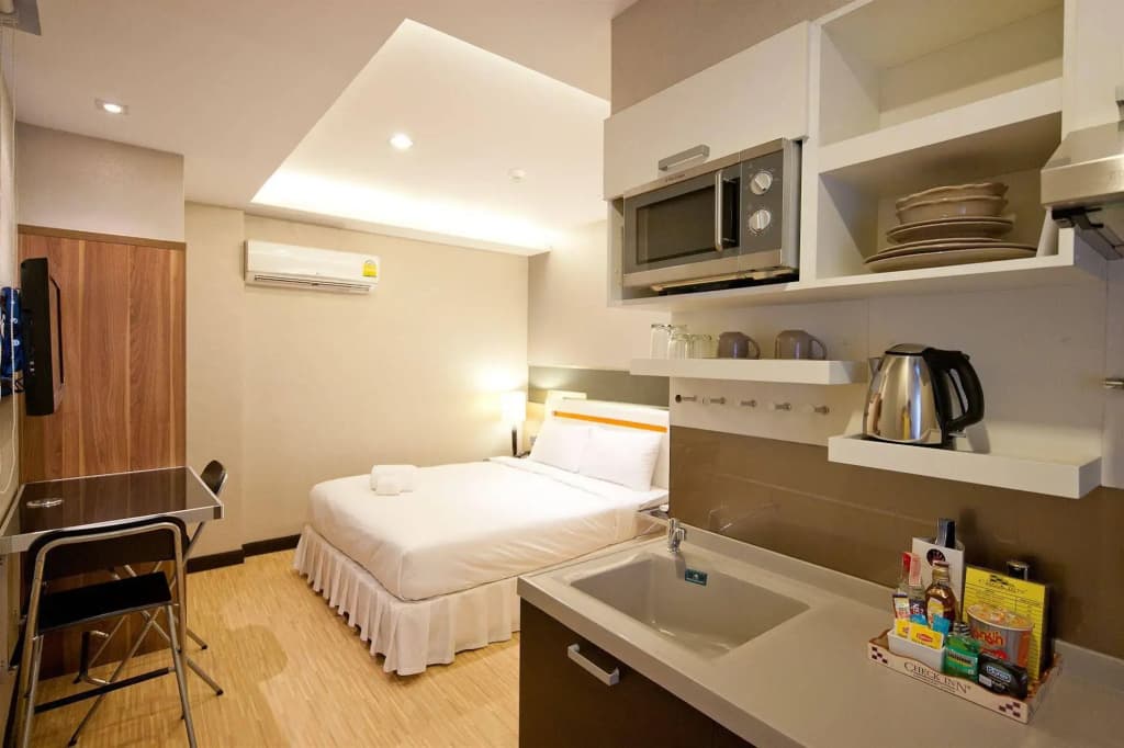 Arawana Express Phromphong Hotel - photo 21
