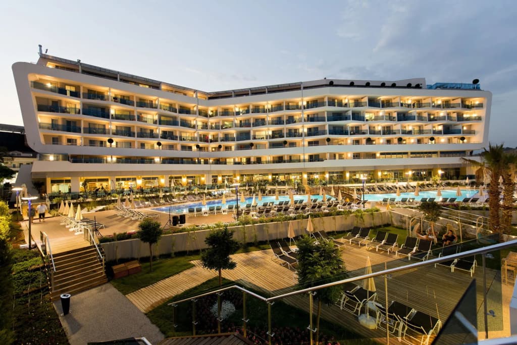 Selene Beach & Spa Hotel - photo 1