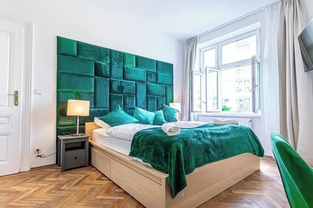 3BR Apt 15 Min from Landstraße Hub - photo 9