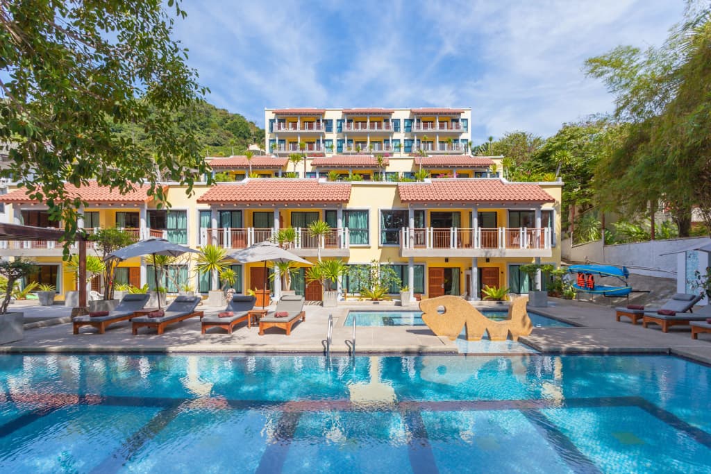 By The Sea Hotel - photo 14