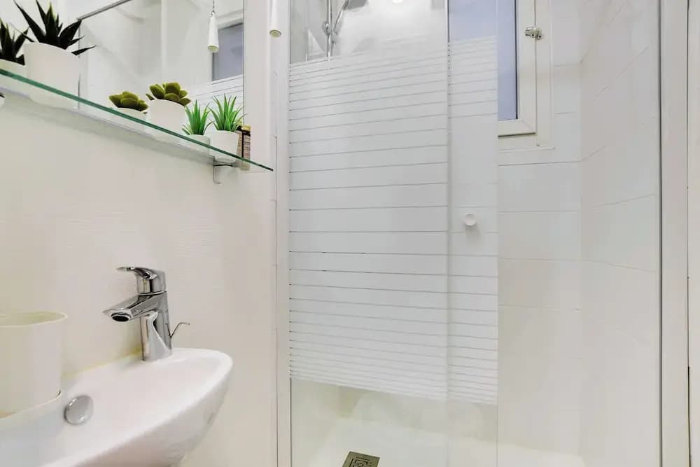 Magnificent Apartment - 1br/4p - Sacre-coeur - photo 6
