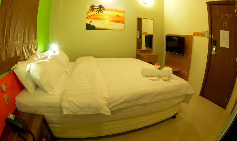 SeaHouse TopDeck Hotel Maldives - photo 6