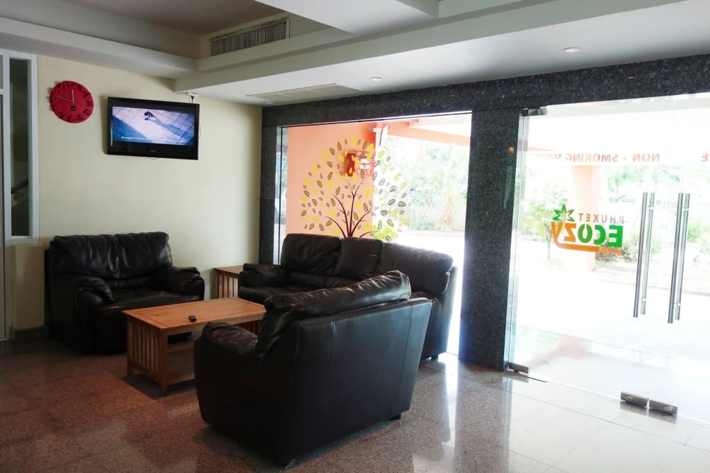 Phuket Ecozy Hotel - photo 2