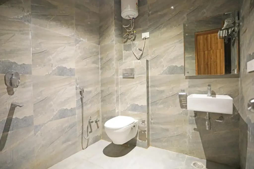Hotel Goodluck - photo 7