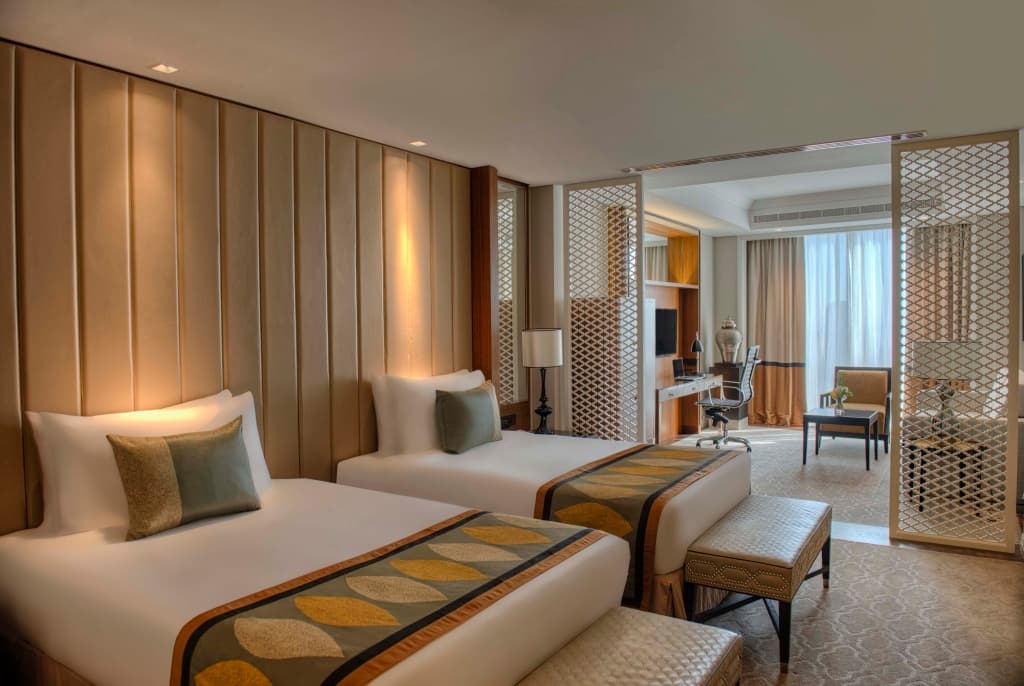 Hotel Taj Dubai - photo 9