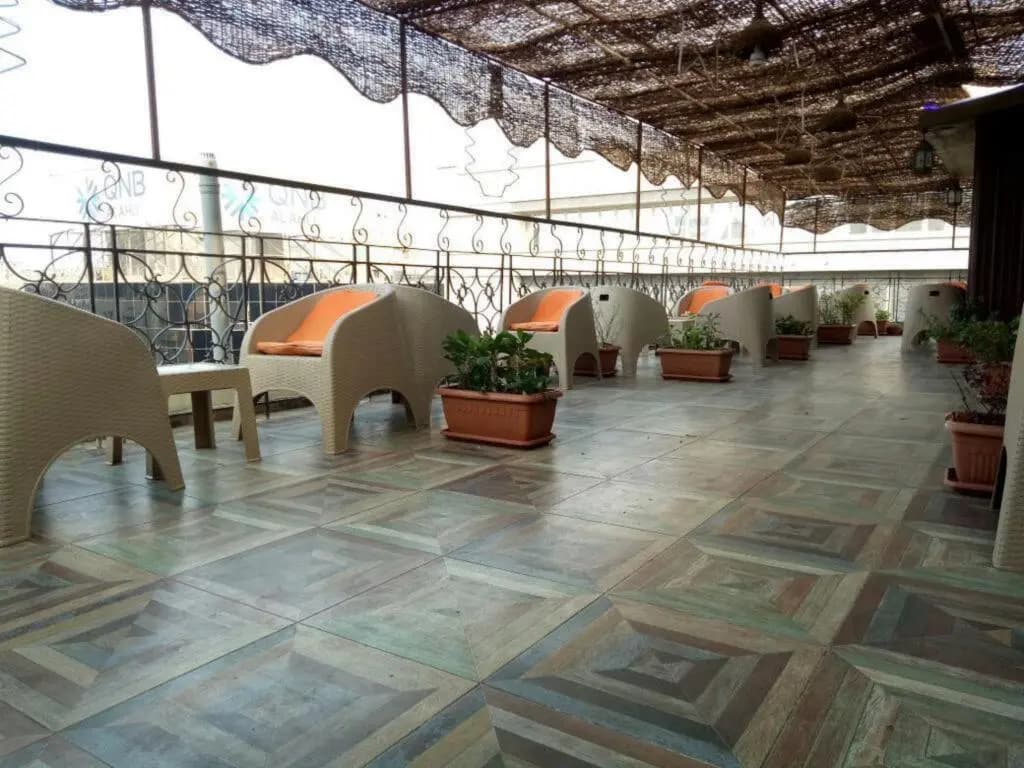 Town View Hotel - photo 14