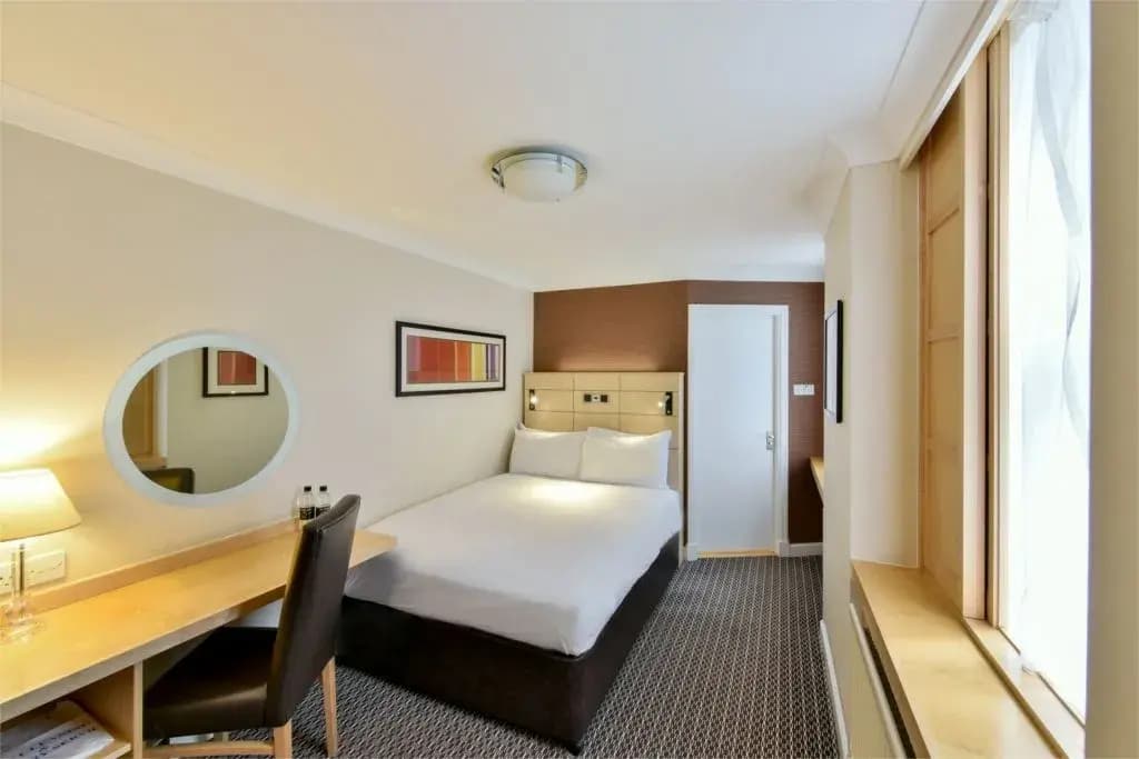 Strand Palace Hotel - photo 6