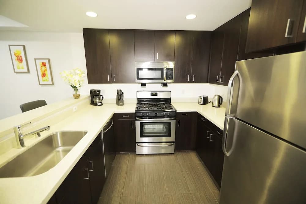 Executive Suites - photo 24
