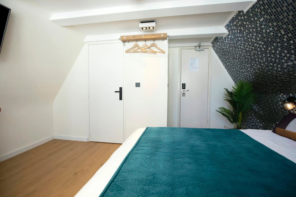 Quentin Leidse Square Hotel - photo 12