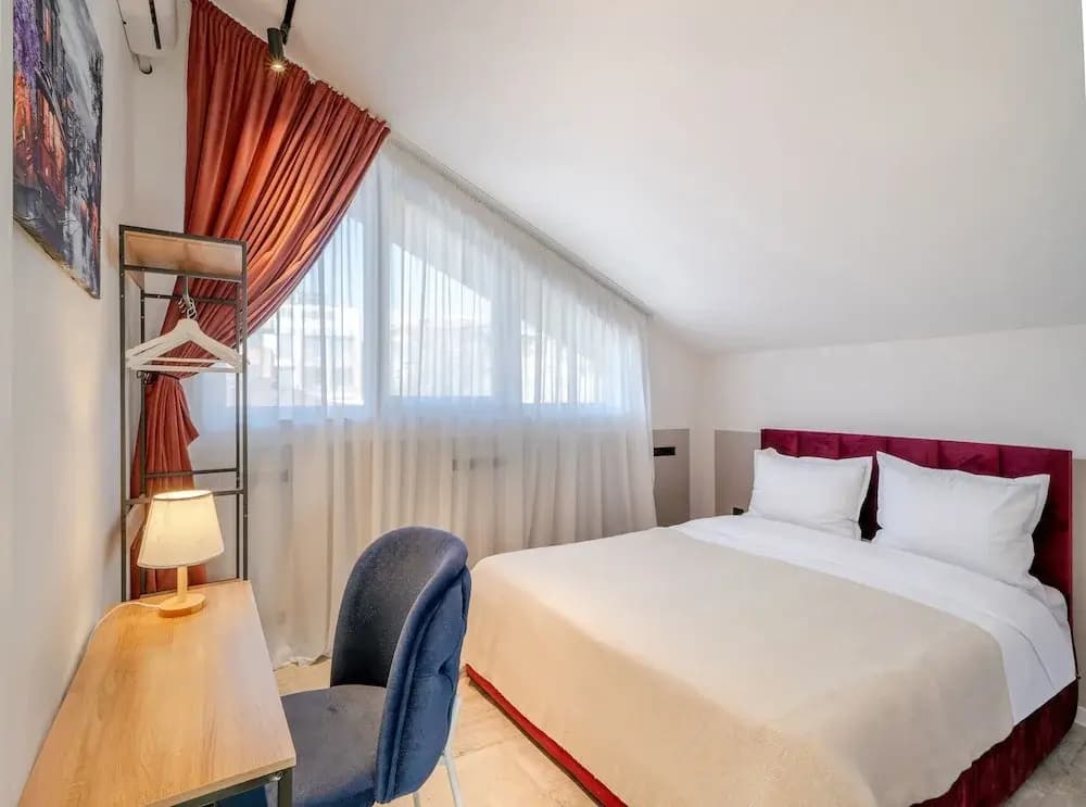 Niabi 3Bdr Mansard(No Front Desk Contact The 5 Days In Advance) - photo 2
