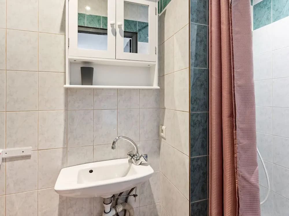 Simplistic Apartment in Nice With Beach Nearby - photo 8