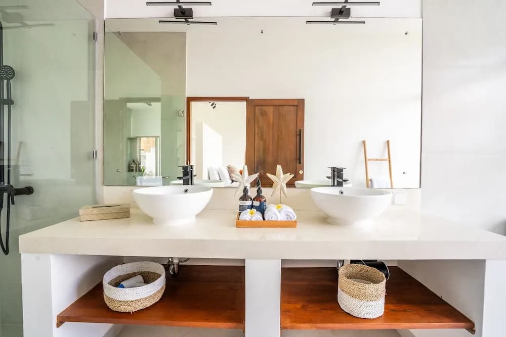 Villa Ozkar - Elegant 3 Bedroom Villa with Pool & Sunset Terrace - photo 9