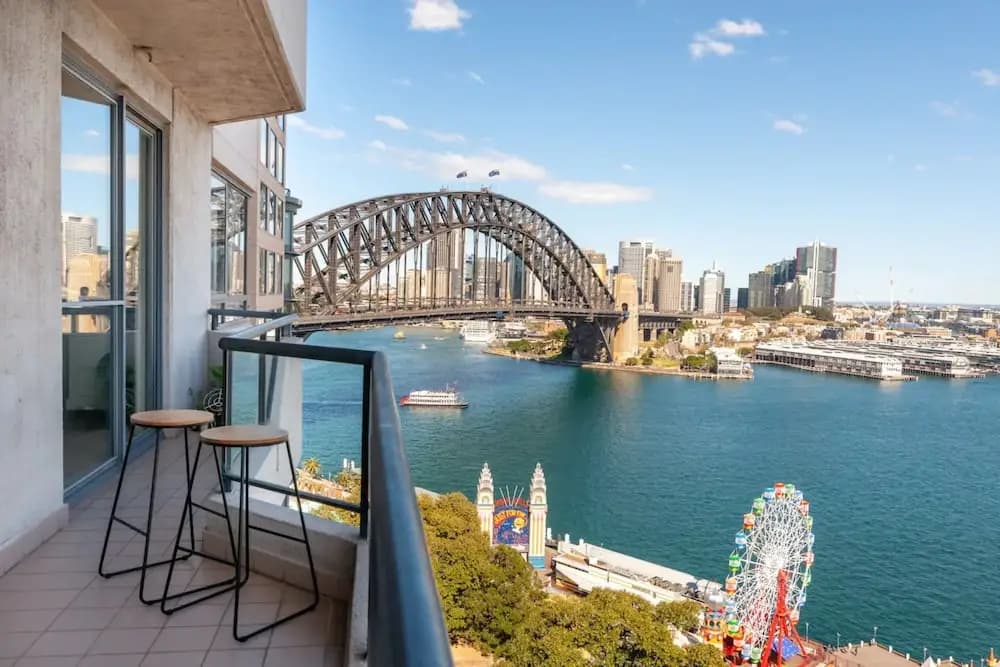 Milsons Point Apartment with Harbour Bridge Views - photo 11