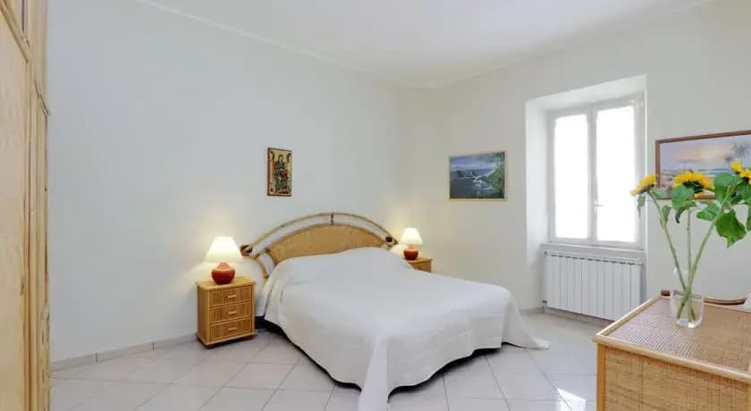Alba Halldis Apartment - photo 4