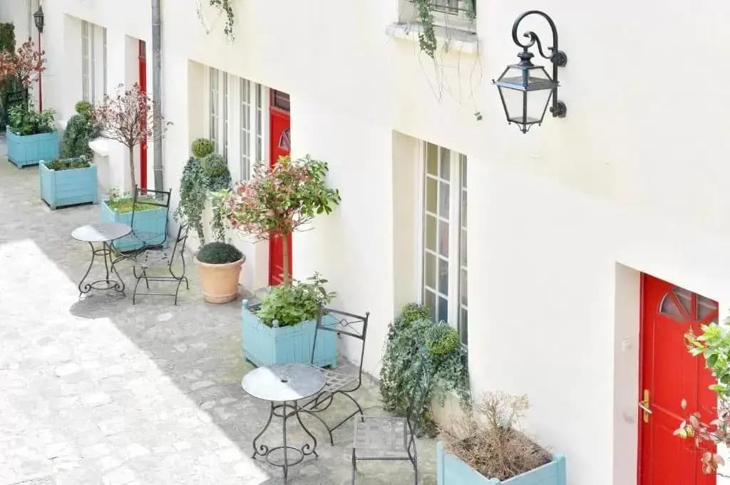 Hotel Unic Renoir Saint Germain - photo 14