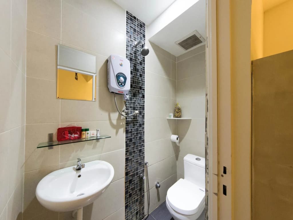OYO 157 Norbu Hotel - photo 7