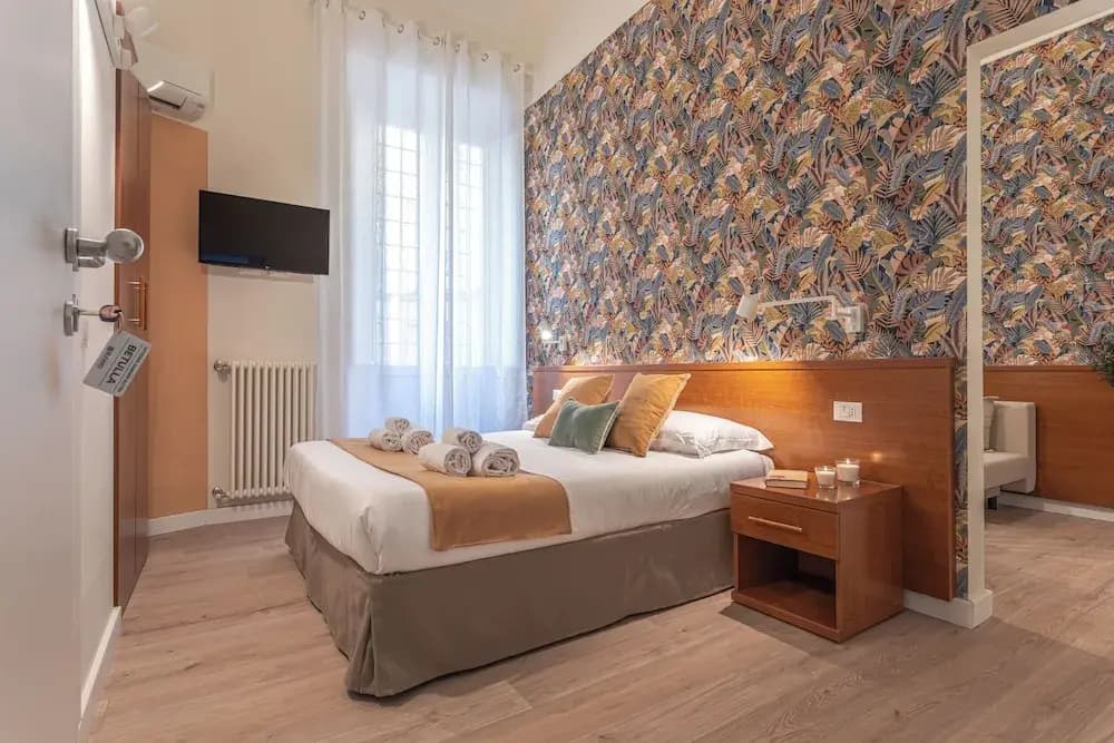 Vittoria Garden Suites - photo 13