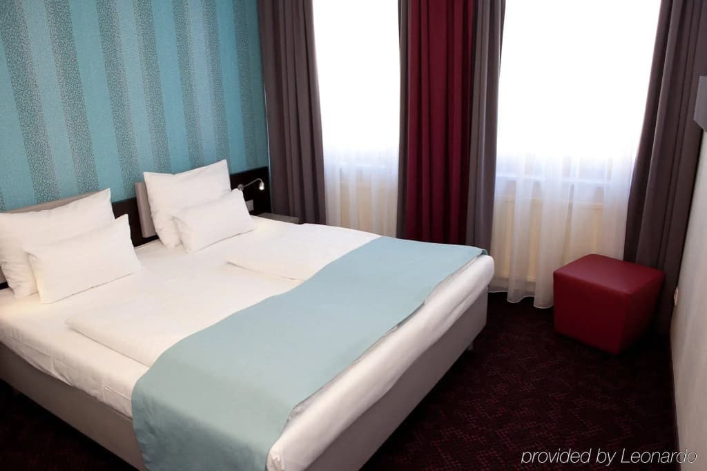 Hotel Gilbert - photo 3