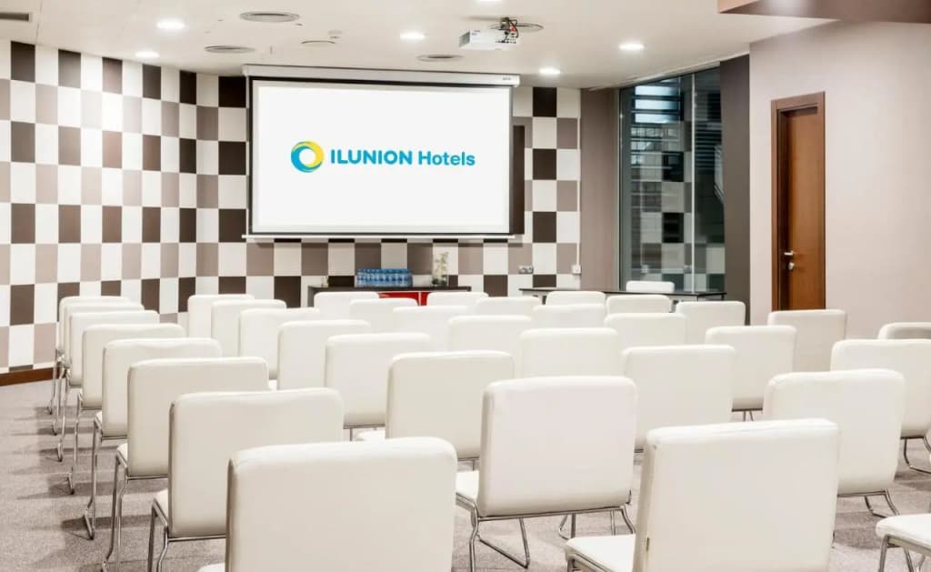 Hotel Ilunion Auditori - photo 22