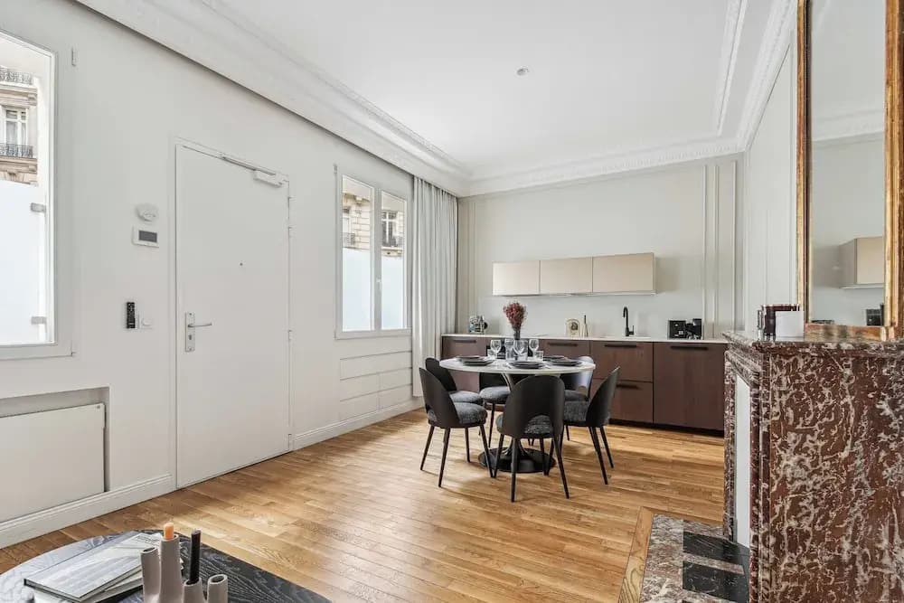 Elegant Apartment -1br/6p - Arc de Triomphe - photo 13