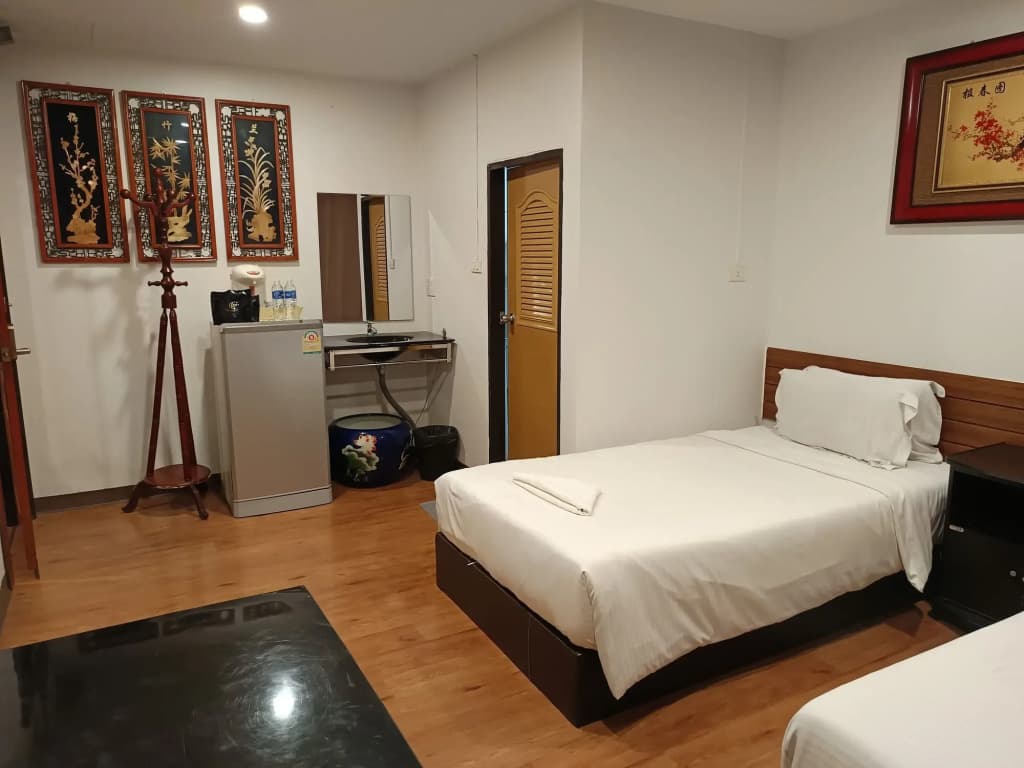 Longzhu Guesthouse - photo 27