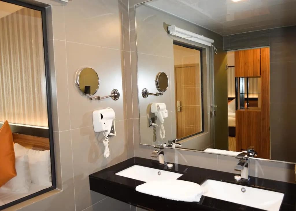 Triton Prestige Seaview and Spa Hotel - photo 7