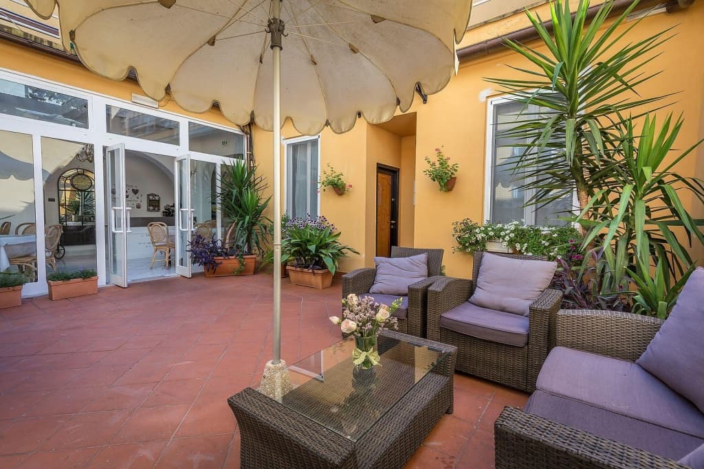 Hotel Veneto Firenze - photo 16