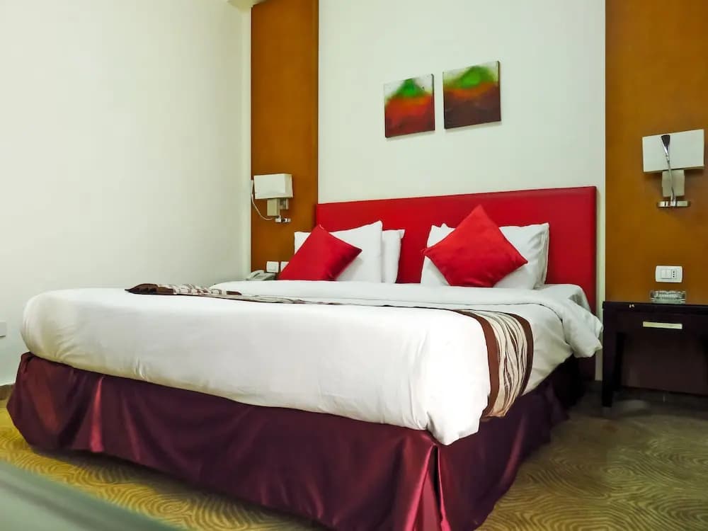 New Lamar Hotel - photo 3