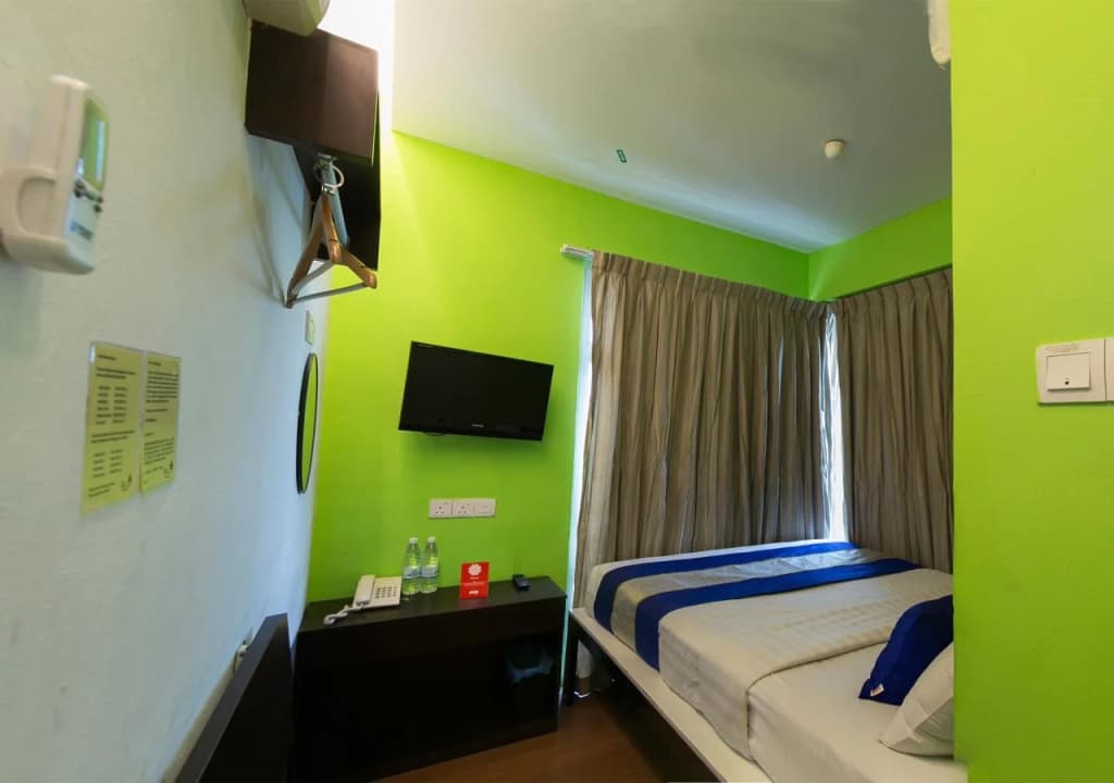 SS City Hotel - photo 3