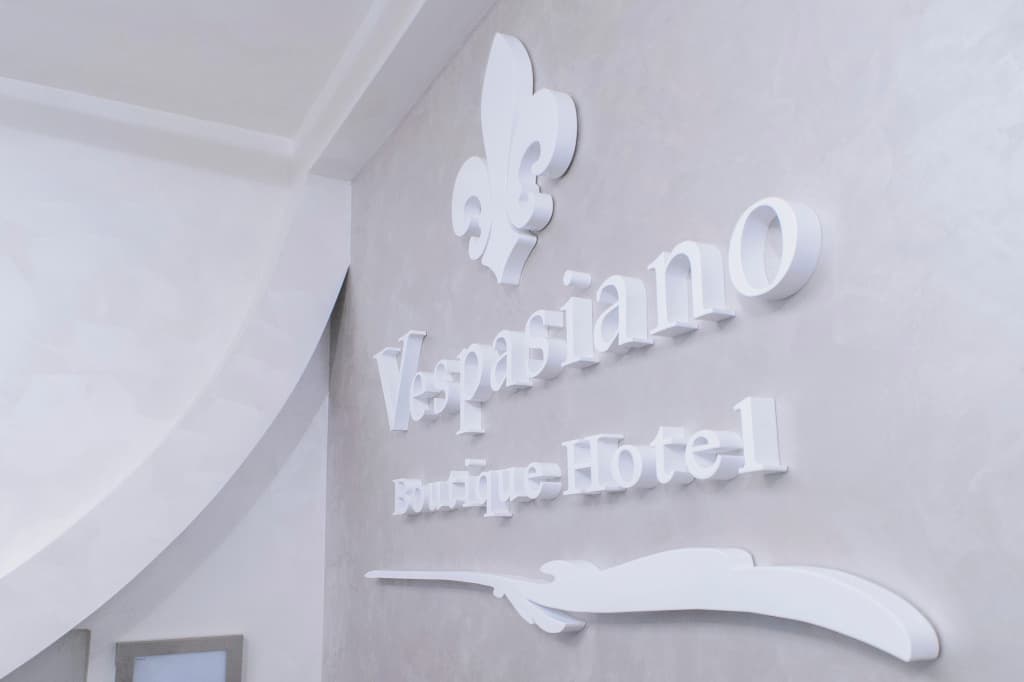 LBH Hotel Vespasiano - photo 11