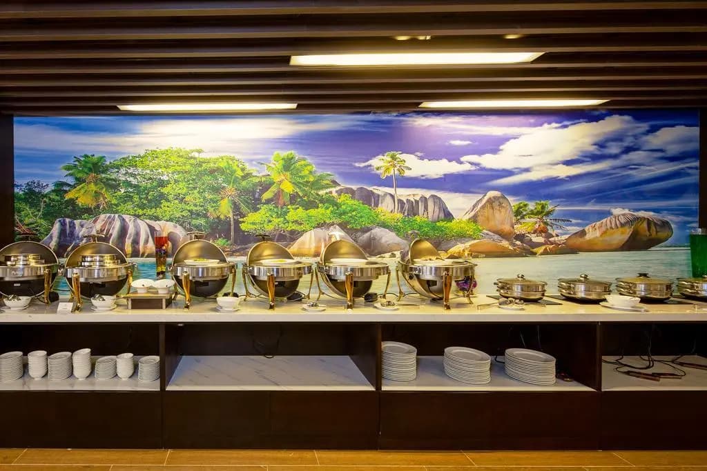 CN Palace Boutique Hotel & Spa - photo 11