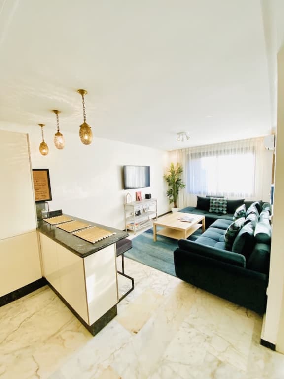 Foch Apartment - photo 17