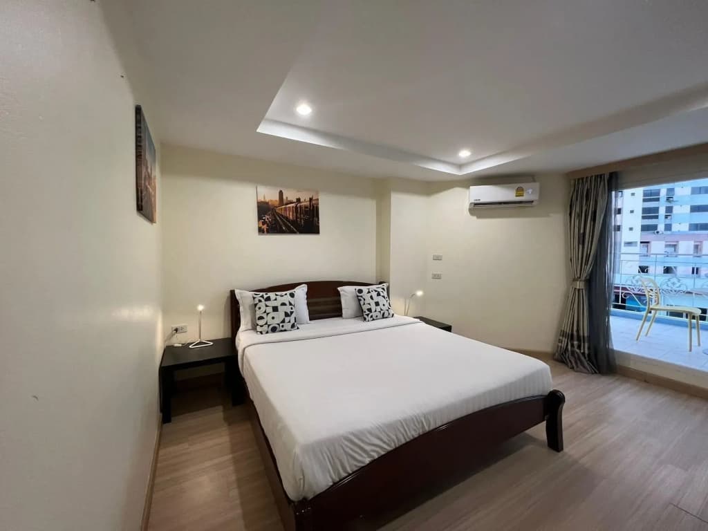 V Check Inn Sukhumvit 22 - photo 5