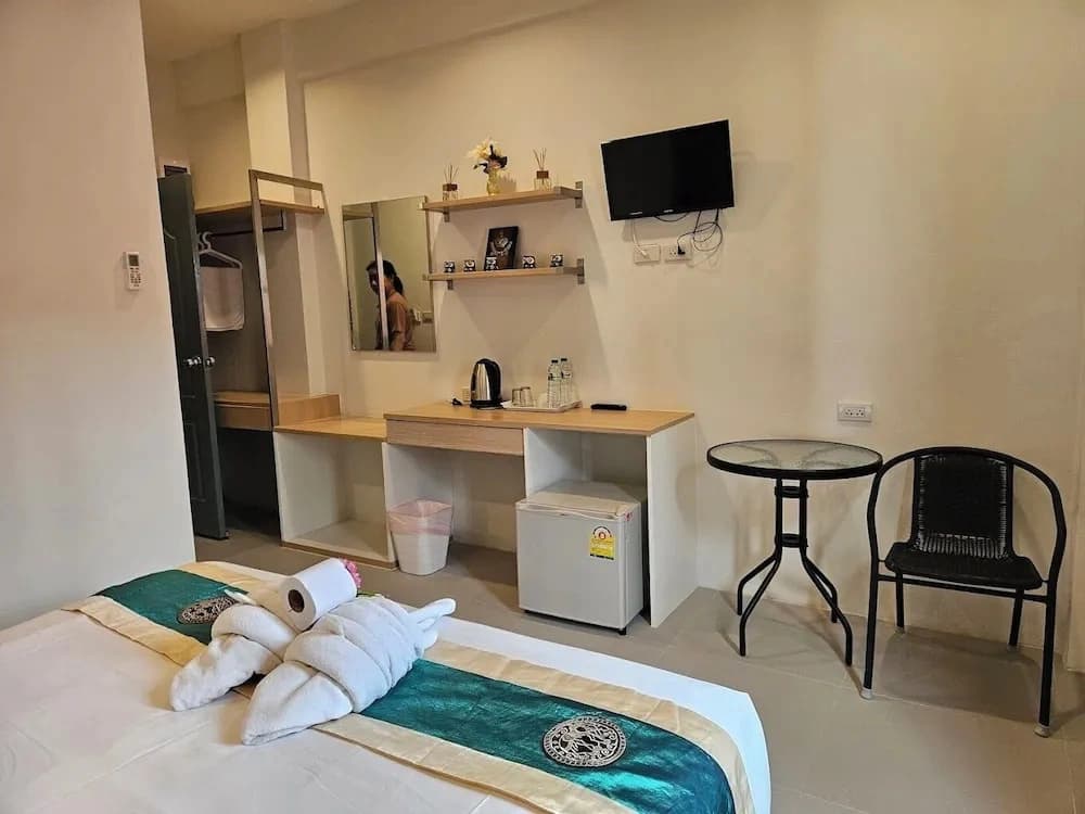 PL Residence Hotel Patamnak Soi 3 - photo 4