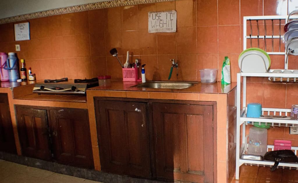 Lagas Hostel - photo 17