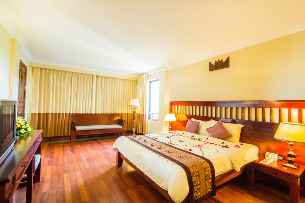 Royal Empire Hotel - photo 42