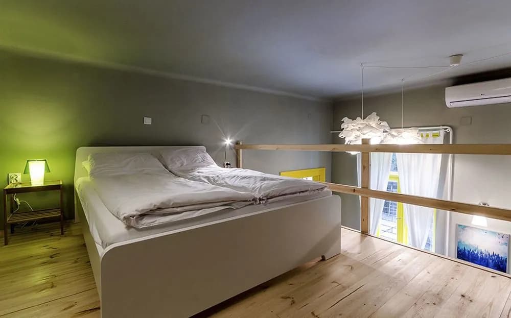 Curry Apartments - photo 5