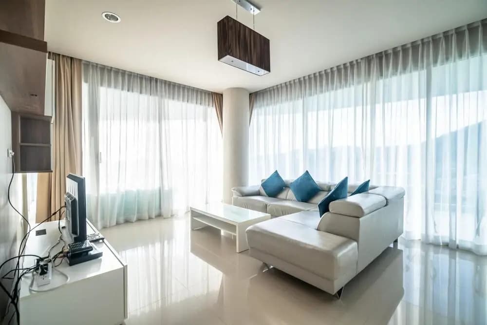 Spacious Apartment With Jacuzzi and Ocean View - photo 5
