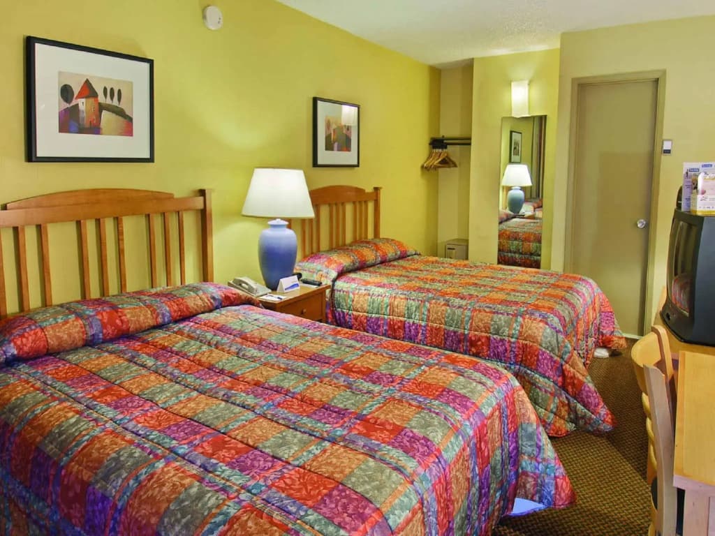 SF Central Hotel - photo 5
