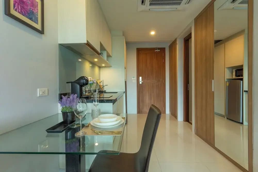 Luxury Everything Walking Distance c112 - photo 17