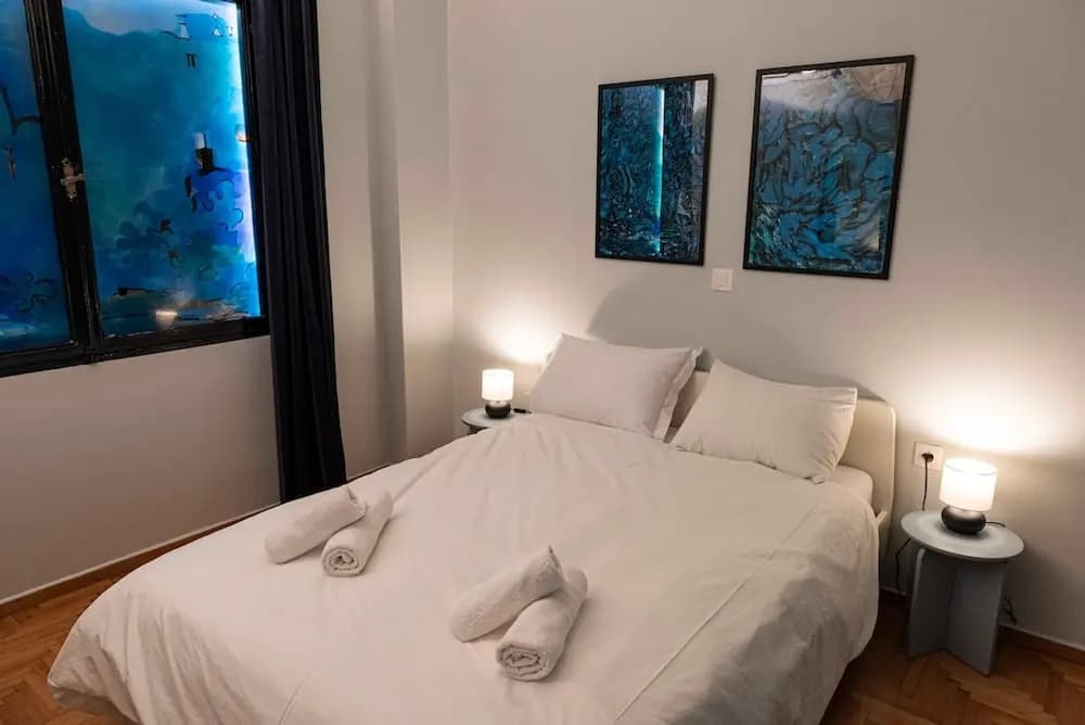 Modern Blue Retreat - photo 4