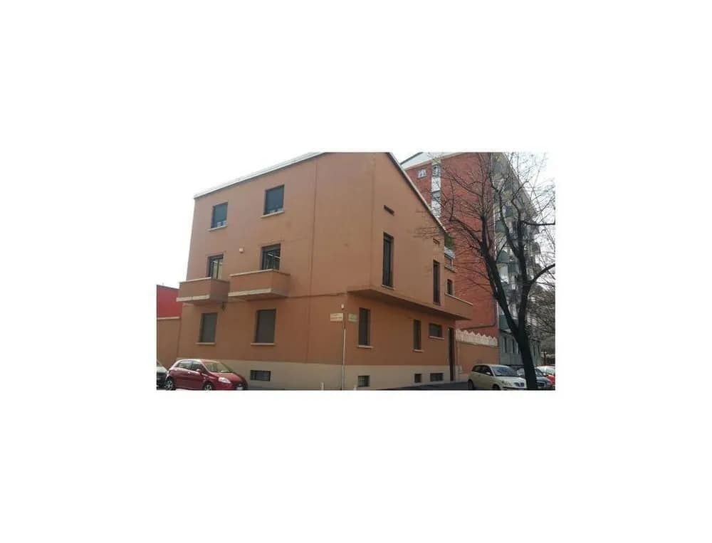 Gloria Hostel - photo 1