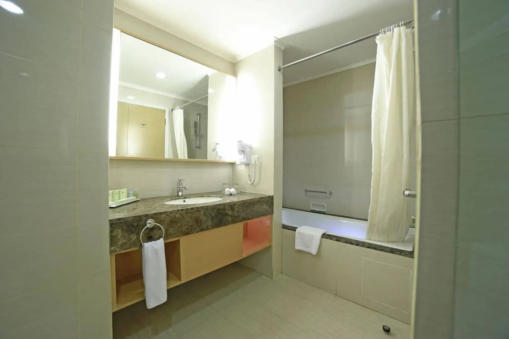 All Sedayu Hotel Kelapa Gading - photo 9
