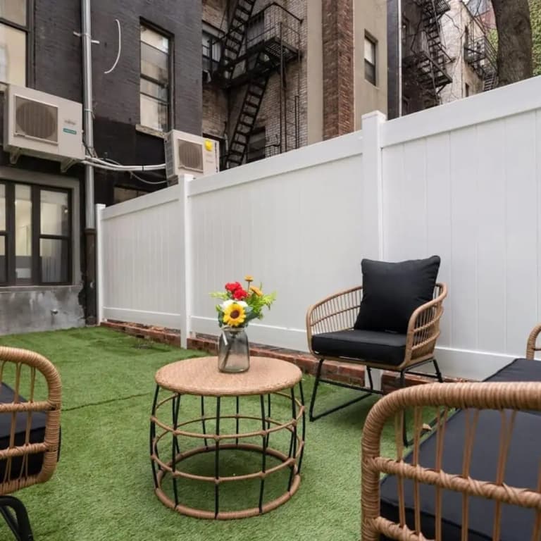 317-1d New 2BR Duplex W D Private Backyard - photo 16