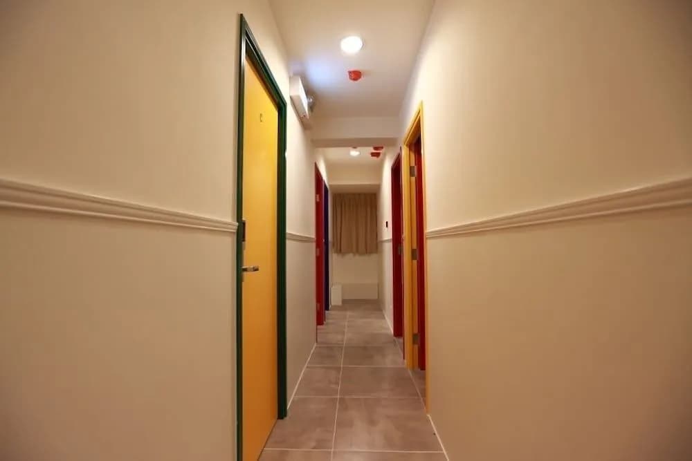 ColorZ Hostel - photo 8