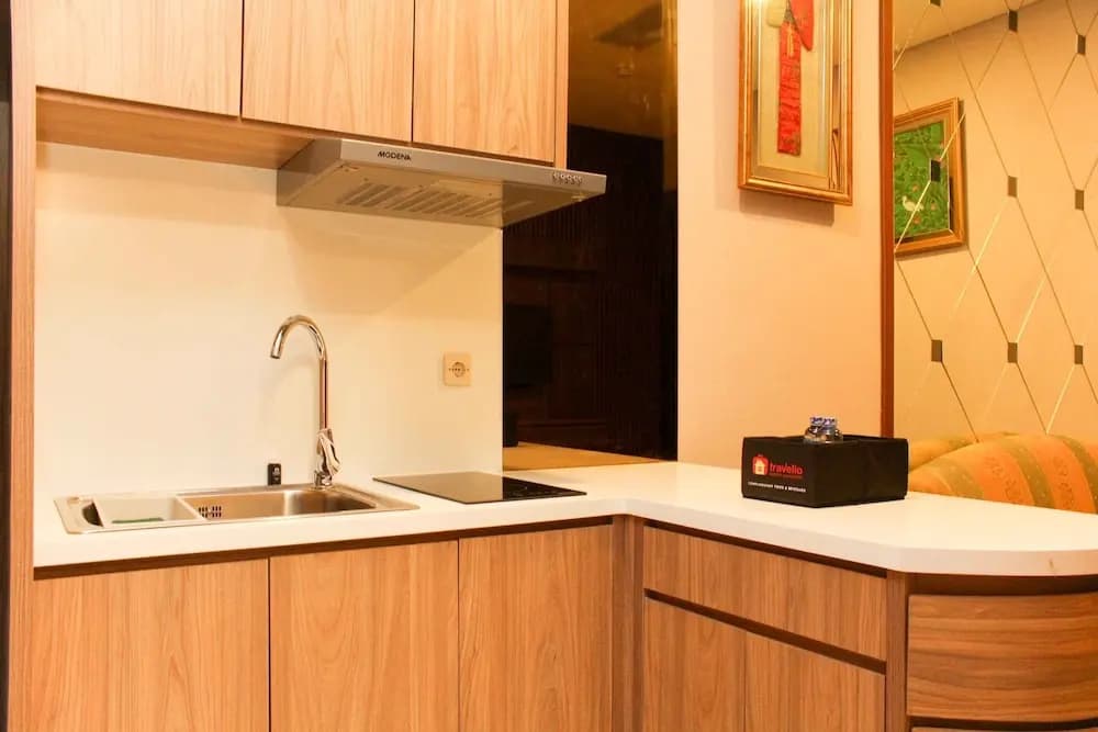 Nice and Enjoy 1BR at Sudirman Suites Apartment - photo 12