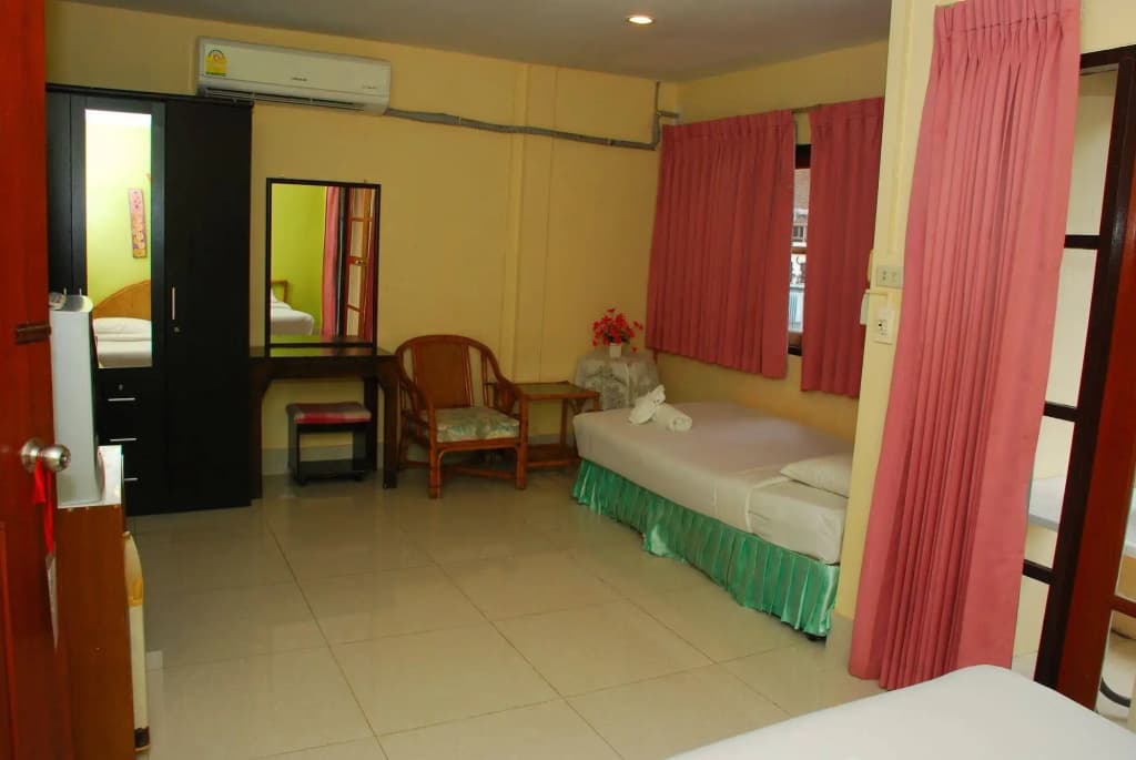 Nilawan Guesthouse - photo 4