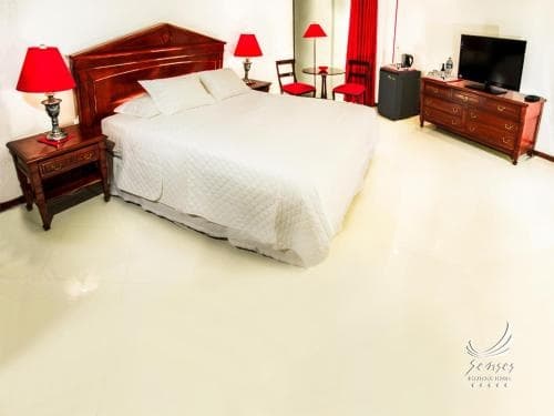 The Commodore - photo 6