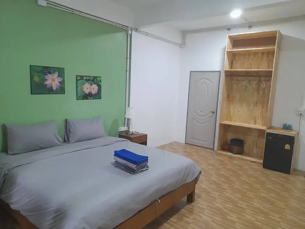Tom Guest house - photo 2